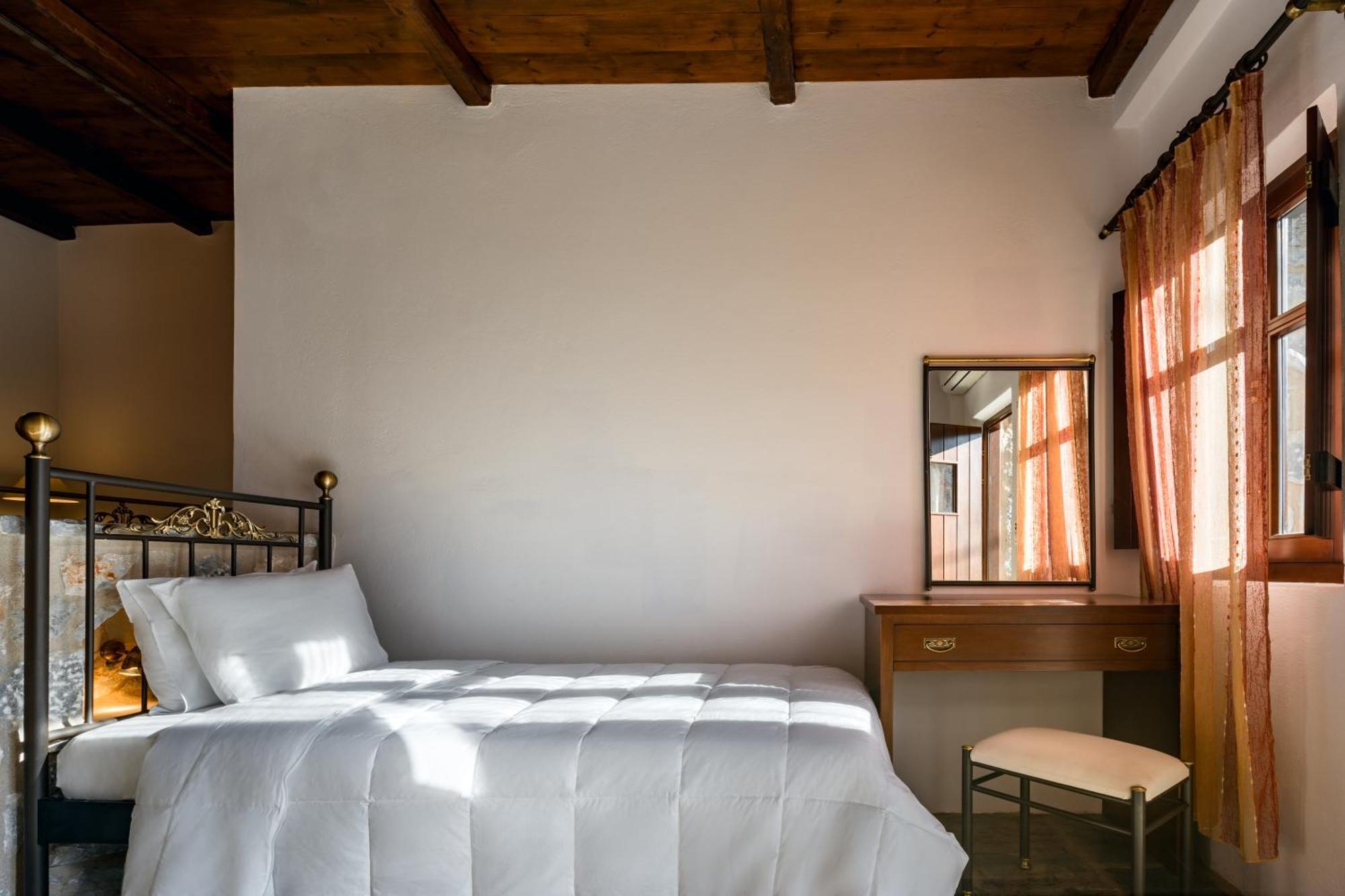 Porto Kale Guesthouse Pórto Káyio Eksteriør bilde